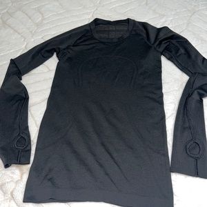 Lululemon-swiftly-long-sleeve-sparkle-4